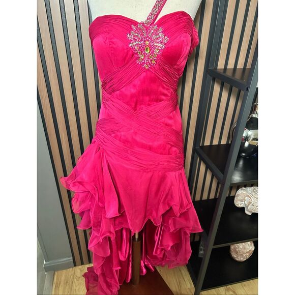 David’s bridal size 1/2 fusia dress y2k long train prom or homecoming - Picture 1 of 9